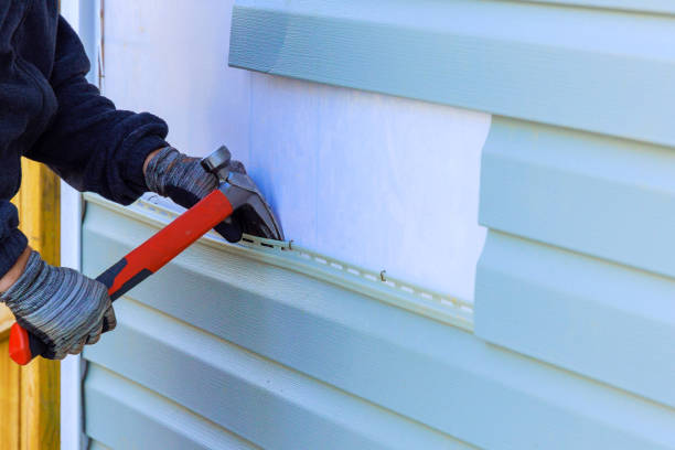 Reliable Emergency Siding Repair contractor in Longmont, CO by Squared Siding